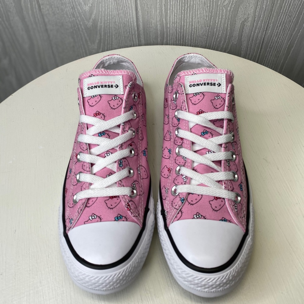 Converse Chuck Taylor Hello Kitty Size 10